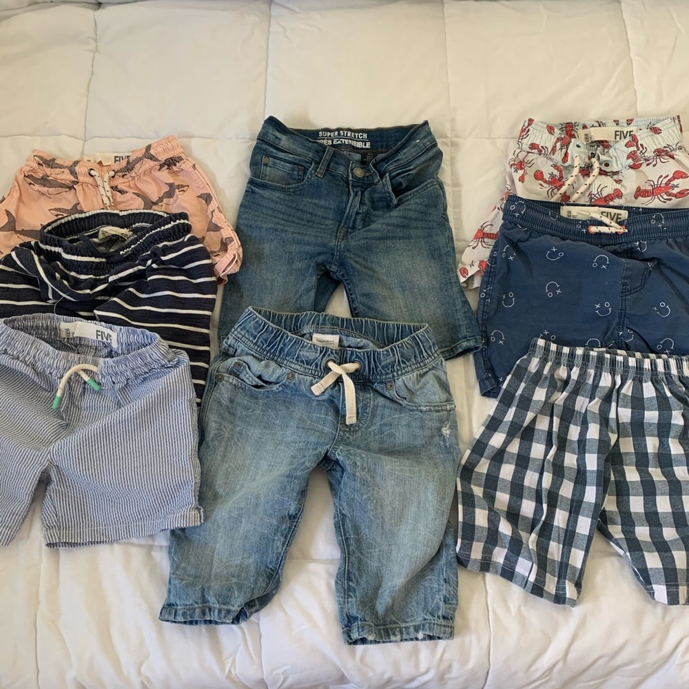 8 Pairs Boy Shorts Size 5Y HM Gap Kids, Cotton On